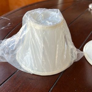 NWOT Lampshades Ivory/off-white. Gold hardware. See photos for measurements.